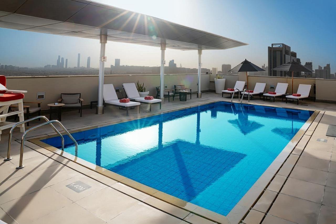 Centro Al Manhal By Rotana Hotel Абу Даби Екстериор снимка