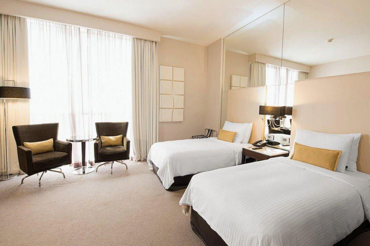 Centro Al Manhal By Rotana Hotel Абу Даби Екстериор снимка