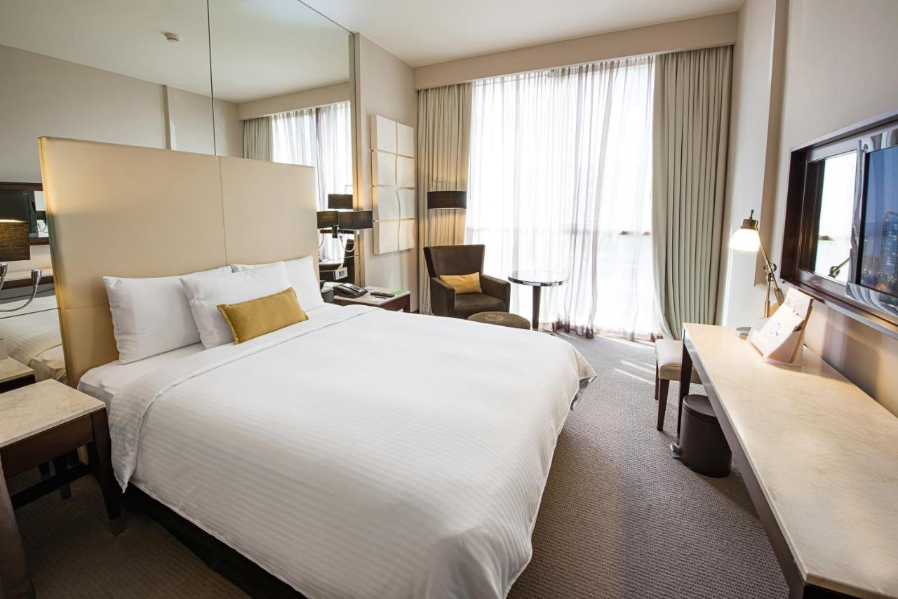 Centro Al Manhal By Rotana Hotel Абу Даби Екстериор снимка